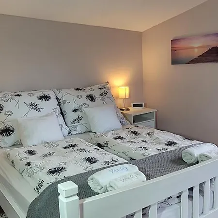 Palatinus * إسترغوم