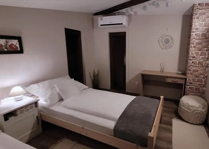 Palatinus Apartment
